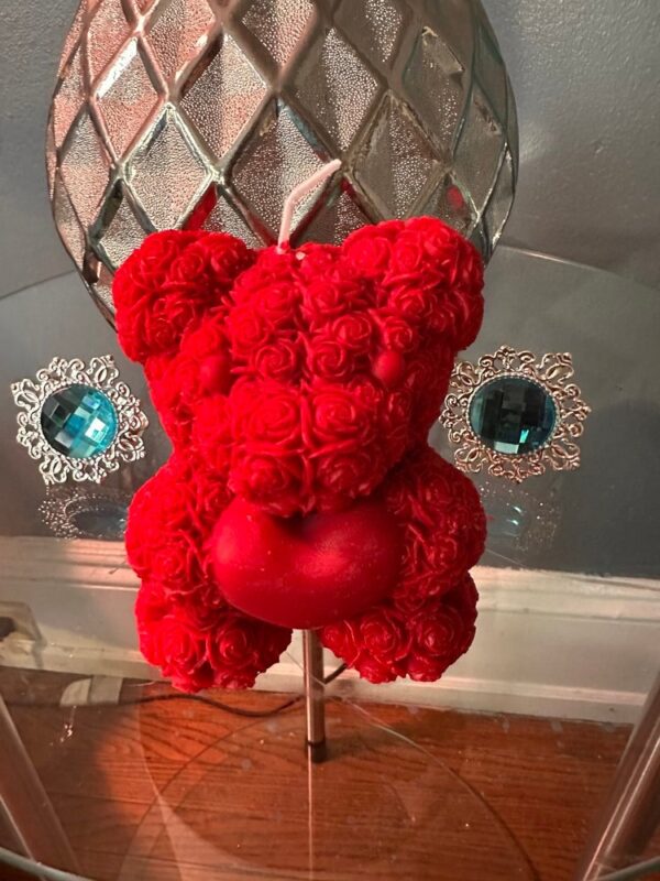 Bearly in Love Red Candle - Image 3